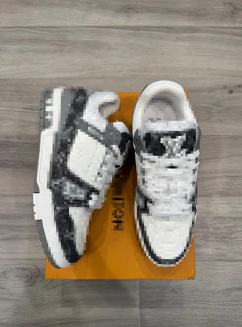 (LNV) grey